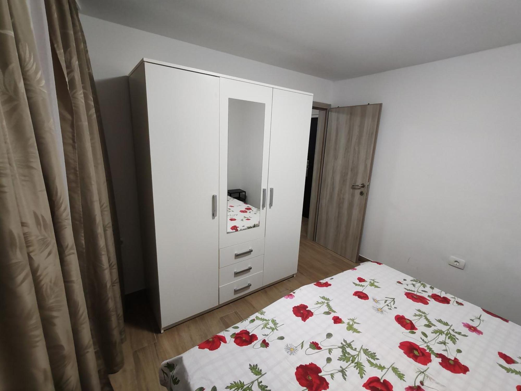 Apartments Lina Koper Bagian luar foto